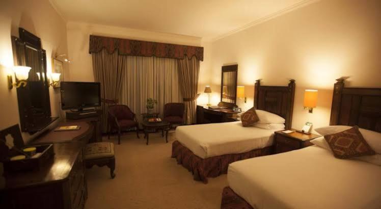 B&B Mumtaz City Ισλαμαμπάντ Εξωτερικό φωτογραφία